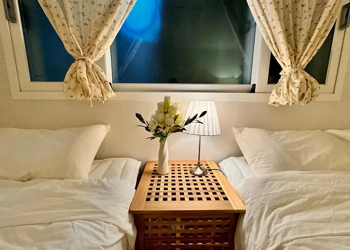 Mingle - 3 Bedroom Near Gocheok Sky Dome & Oryu Station Apartment Seoul